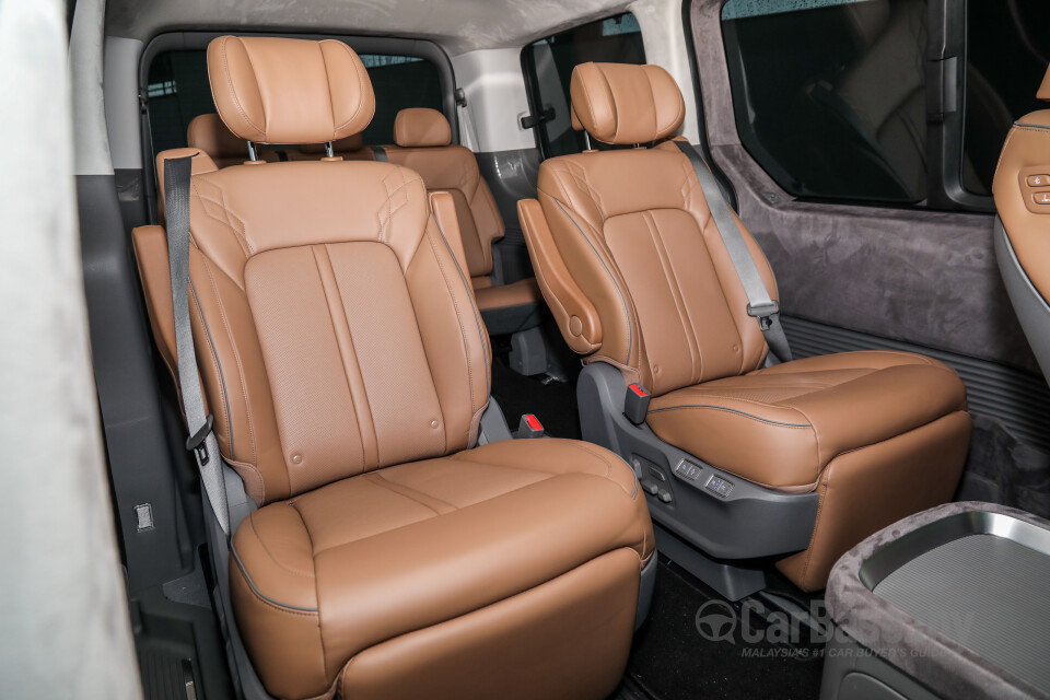 Hyundai Staria US4 (2021) Interior