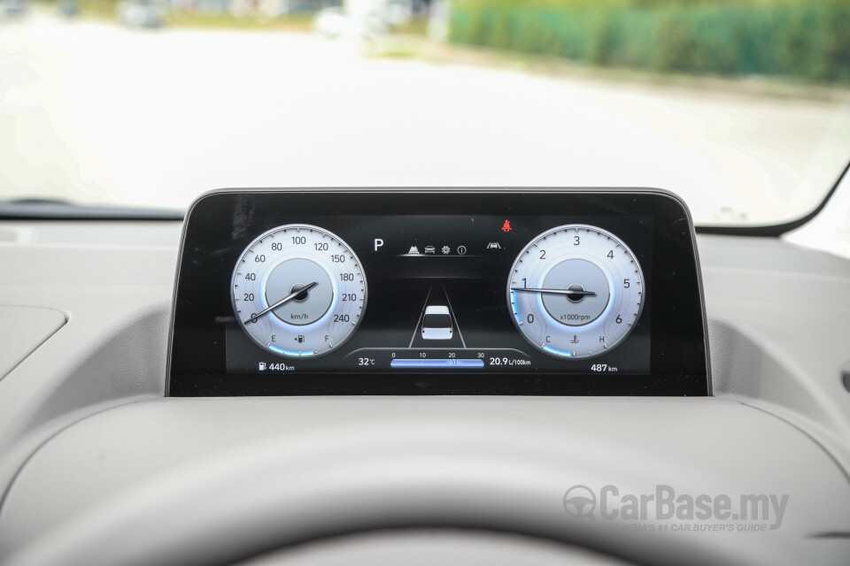 Hyundai Staria US4 (2021) Interior