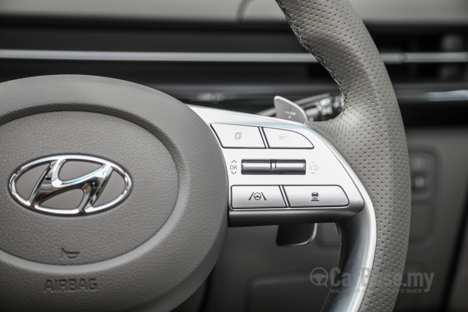 Hyundai Staria US4 (2021) Interior