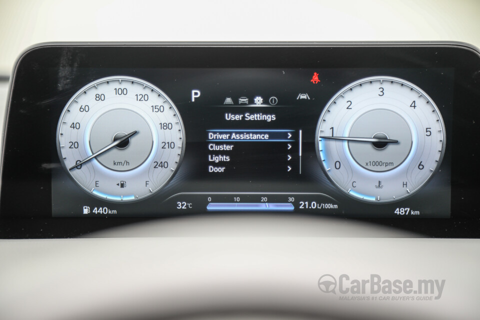 Hyundai Staria US4 (2021) Interior