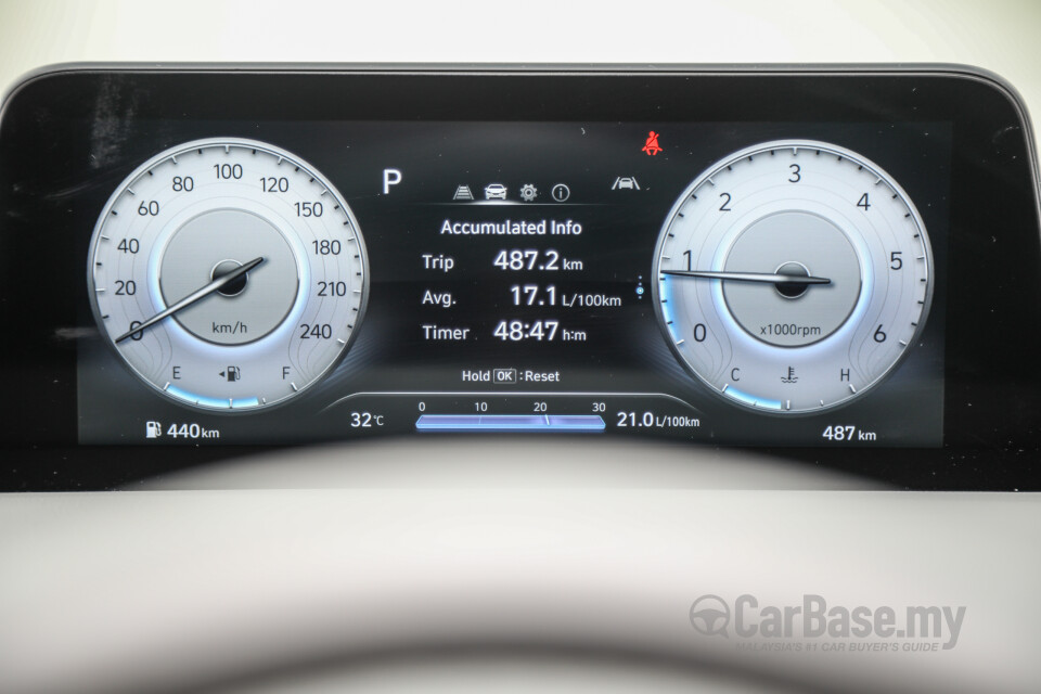 Hyundai Staria US4 (2021) Interior