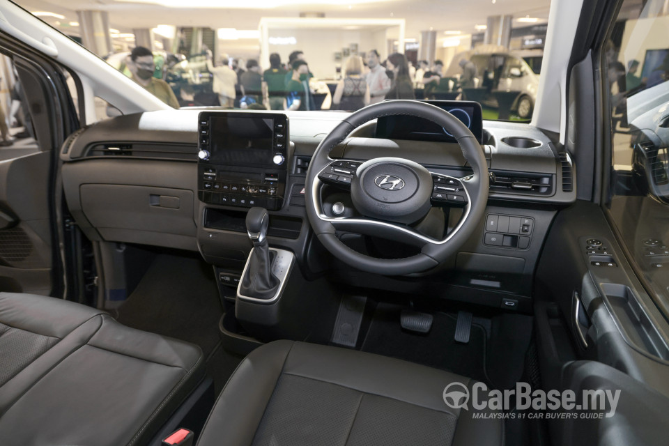 Hyundai Staria US4 (2021) Interior