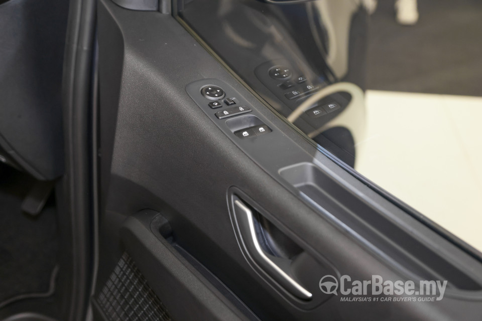Hyundai Staria US4 (2021) Interior