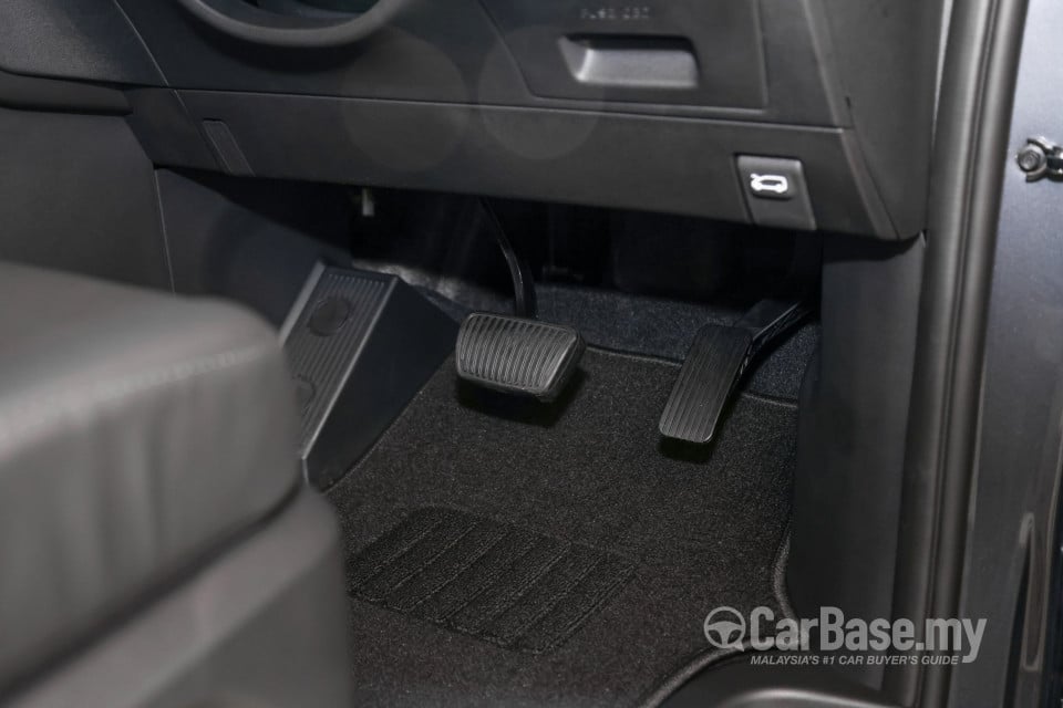 Hyundai Staria US4 (2021) Interior