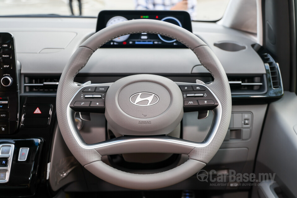 Hyundai Staria US4 (2021) Interior
