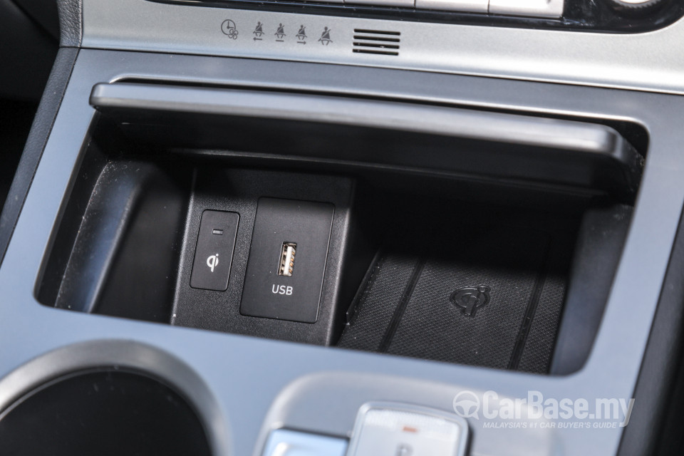 Hyundai Kona Electric OS Facelift (2021) Interior