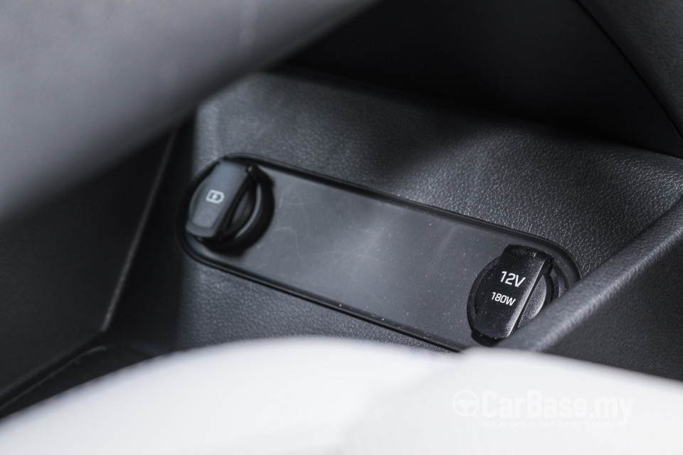 Hyundai Kona Electric OS Facelift (2021) Interior