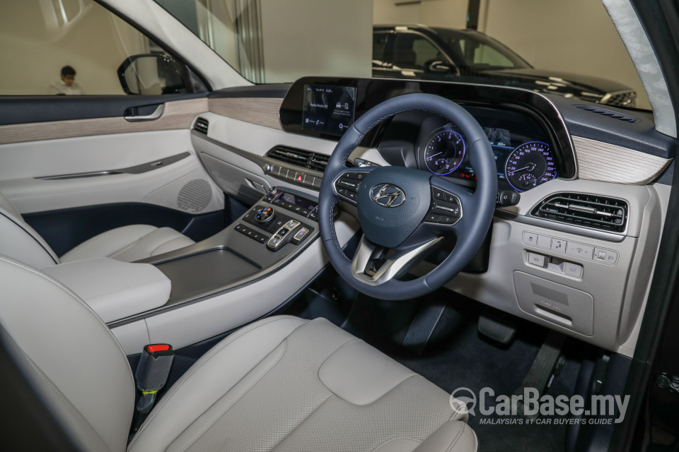 Hyundai Palisade LX2 (2021) Interior