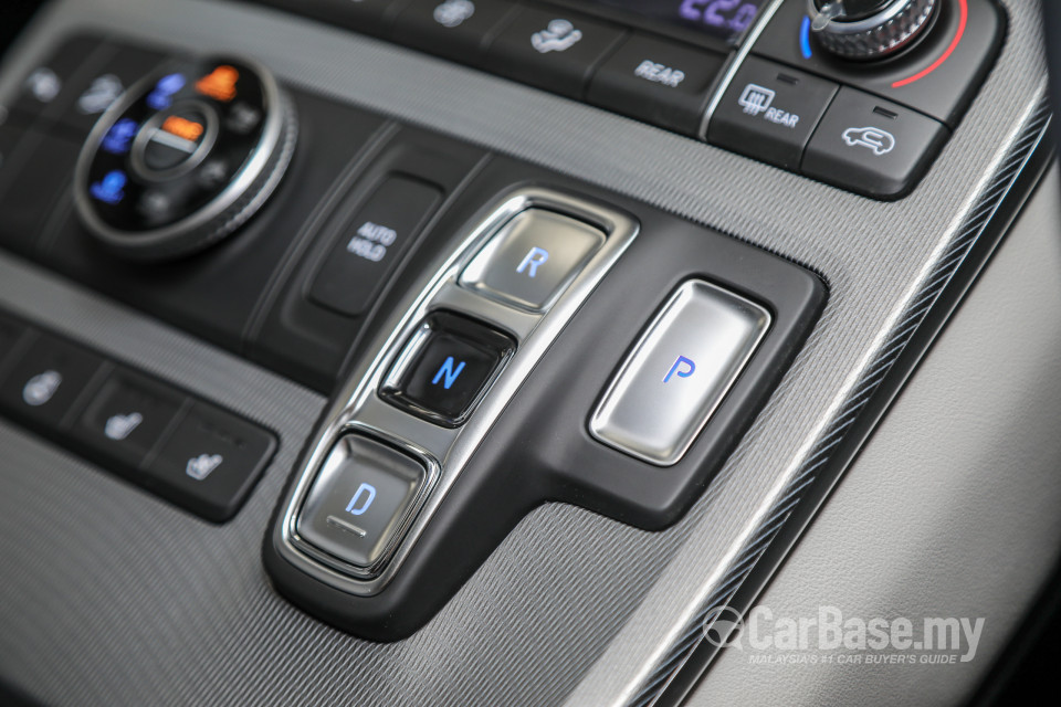 Hyundai Palisade LX2 (2021) Interior