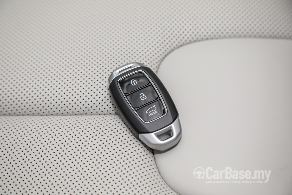 Hyundai Palisade LX2 (2021) Interior