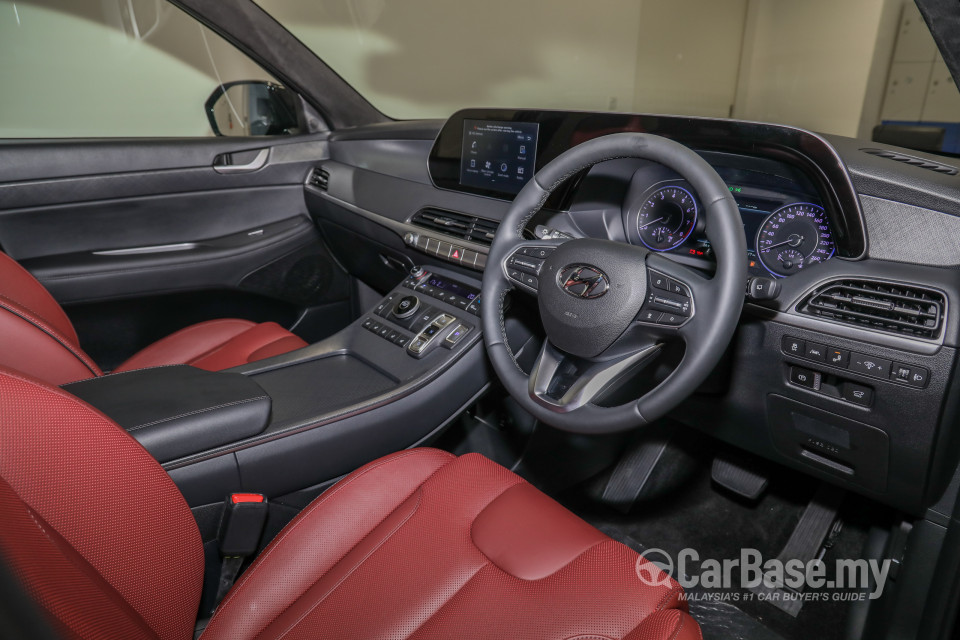 Hyundai Palisade LX2 (2021) Interior