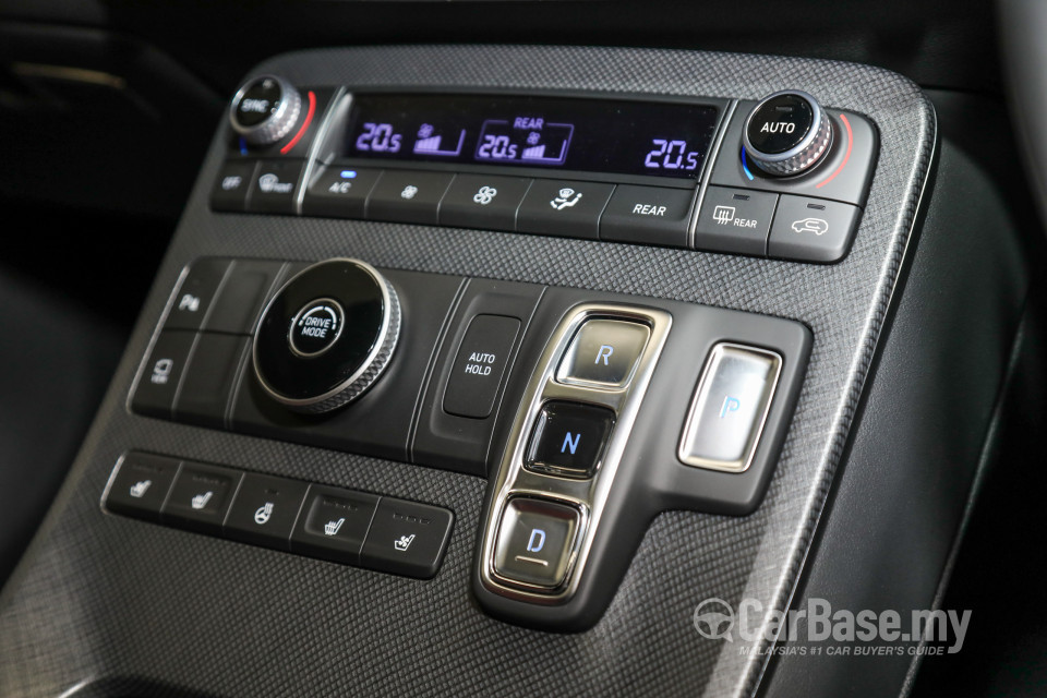 Hyundai Palisade LX2 (2021) Interior
