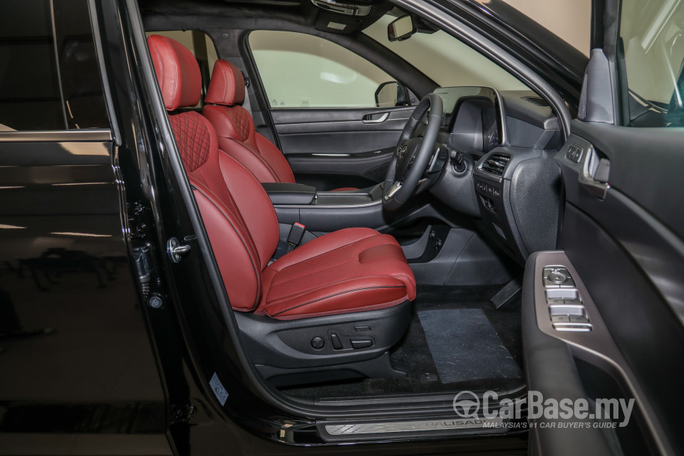 Hyundai Palisade LX2 (2021) Interior