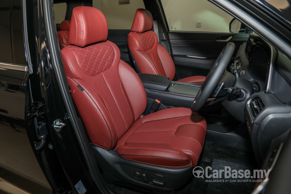 Hyundai Palisade LX2 (2021) Interior