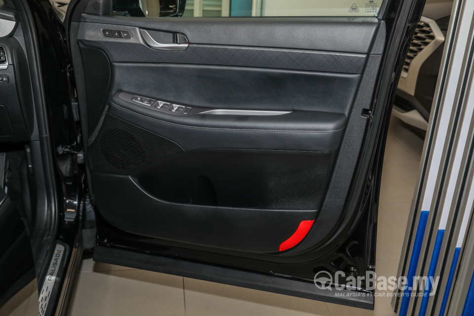 Hyundai Palisade LX2 (2021) Interior
