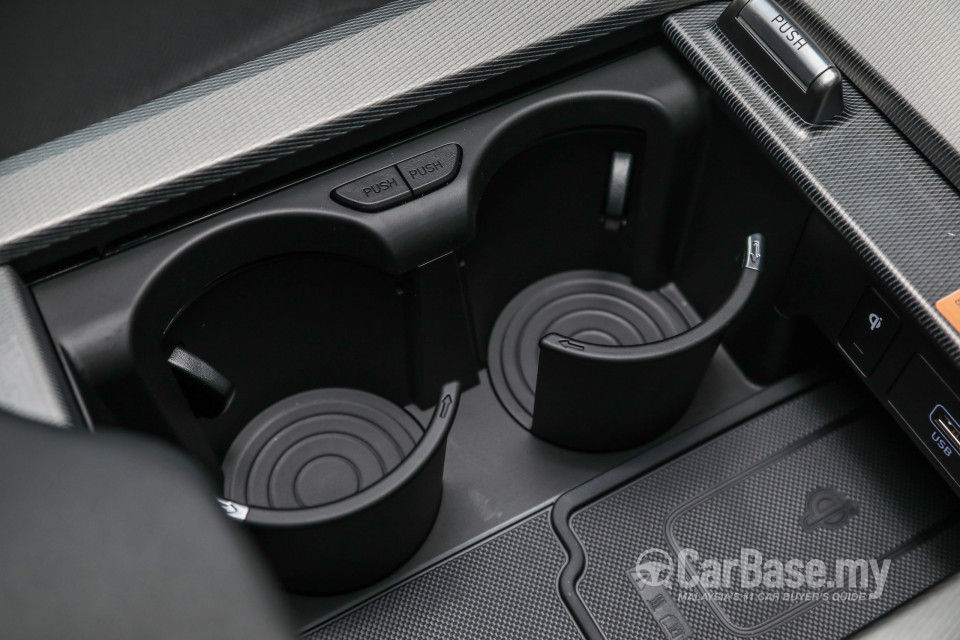 Hyundai Palisade LX2 (2021) Interior