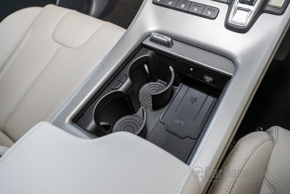 Hyundai Palisade LX2 PE (2023) Interior