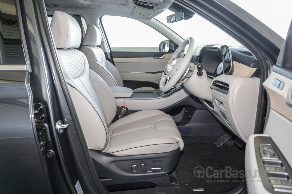 Hyundai Palisade LX2 PE (2023) Interior