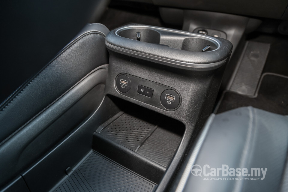 Hyundai Ioniq 5 NE (2022) Interior