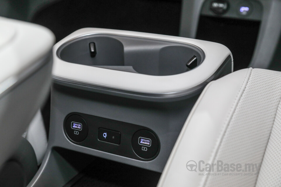 Hyundai Ioniq 5 NE (2022) Interior