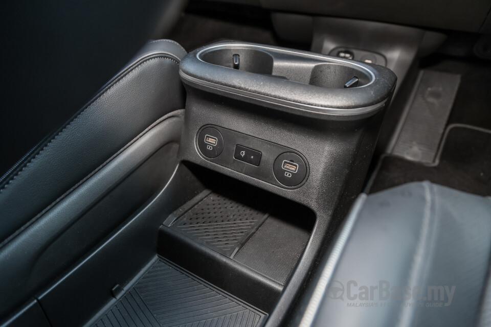 Hyundai Ioniq 5 NE (2022) Interior