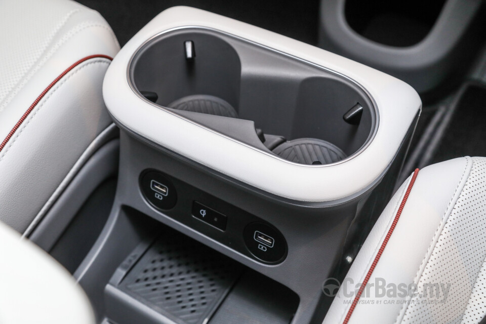Hyundai Ioniq 5 NE (2022) Interior
