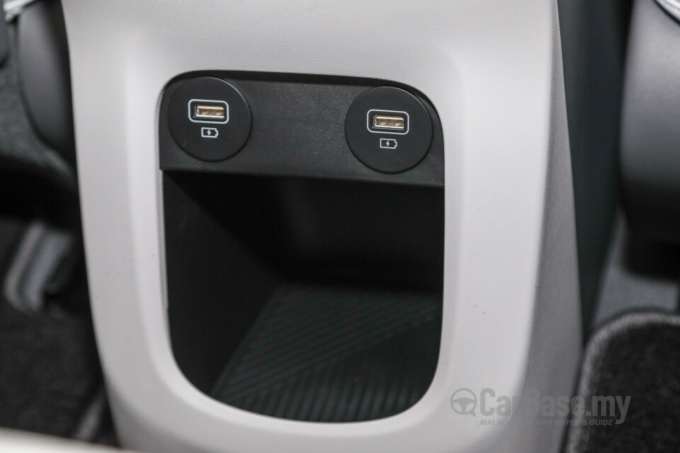Hyundai Ioniq 5 NE (2022) Interior