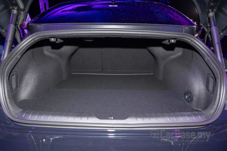 Hyundai Ioniq 6 CE (2023) Interior
