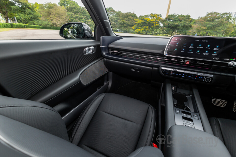 Hyundai Ioniq 6 CE (2023) Interior