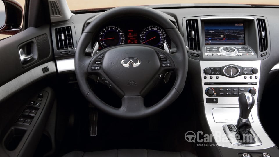Infiniti Q60 V36 Facelift (2011) Interior