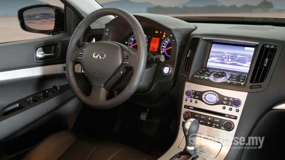 Infiniti Q60 V36 Facelift (2011) Interior