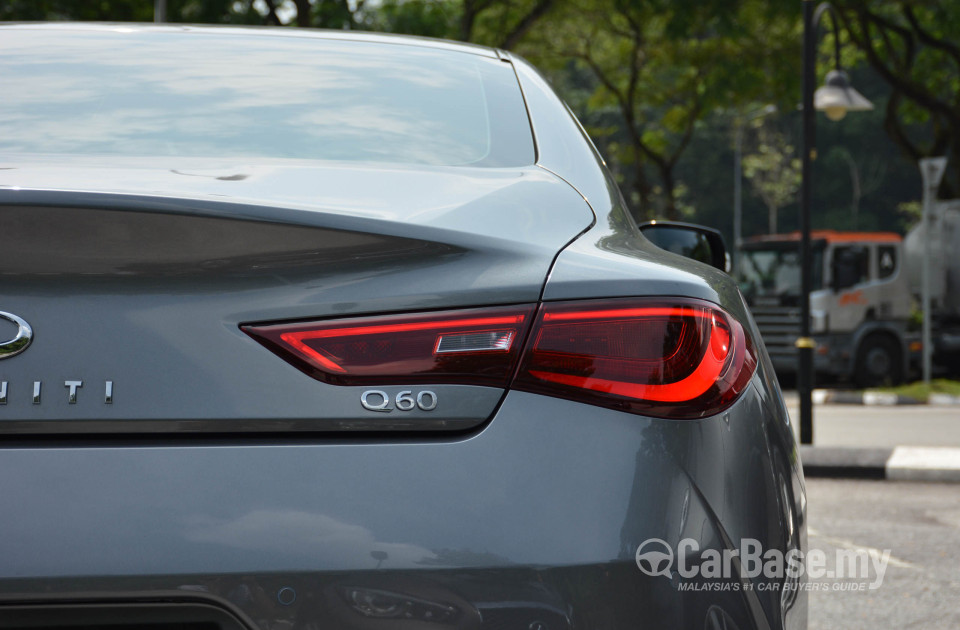 Infiniti Q60 CV37 (2017) Exterior