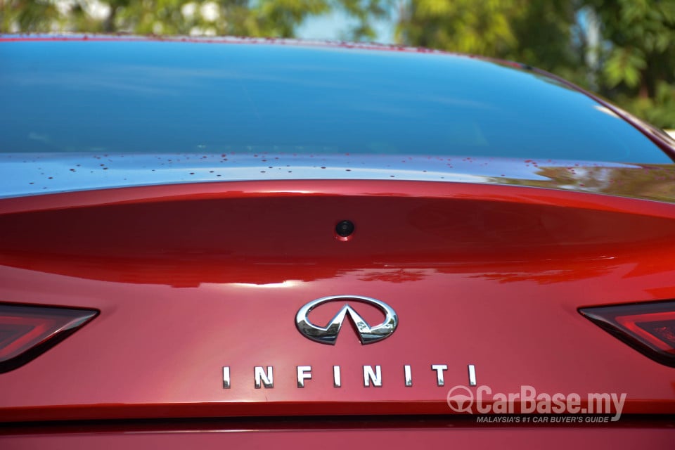 Infiniti Q60 CV37 (2017) Exterior