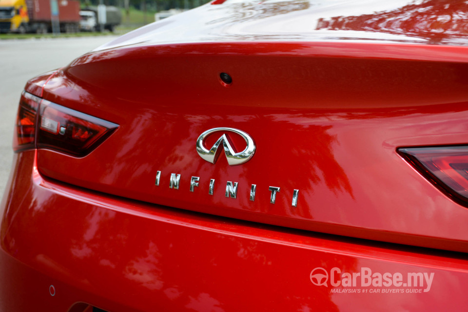 Infiniti Q60 CV37 (2017) Exterior