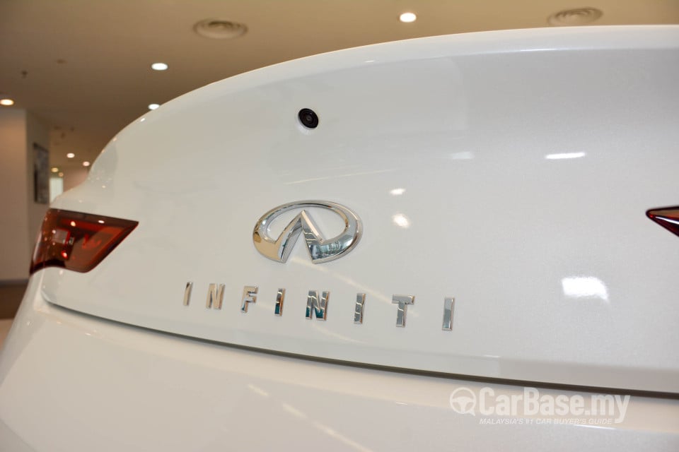 Infiniti Q60 CV37 (2017) Exterior