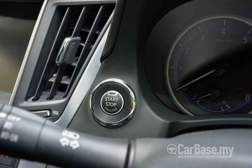 Infiniti Q60 CV37 (2017) Interior