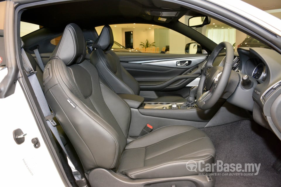 Infiniti Q60 CV37 (2017) Interior