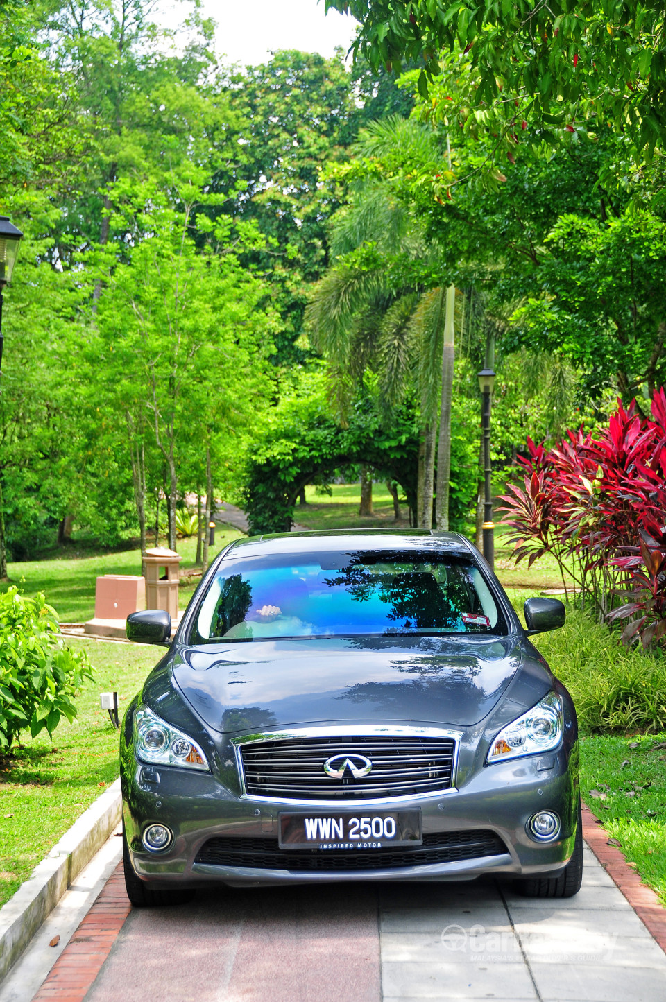Infiniti Q70 Y51 (2014) Exterior