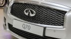 Infiniti Q70 Exterior photo
