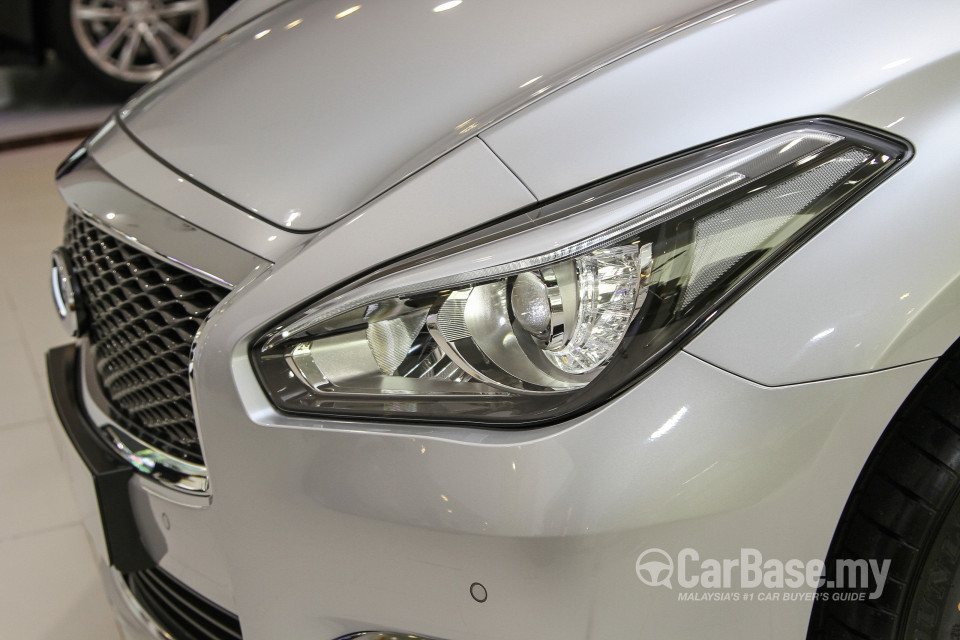 Infiniti Q70 Y51 Facelift (2015) Exterior