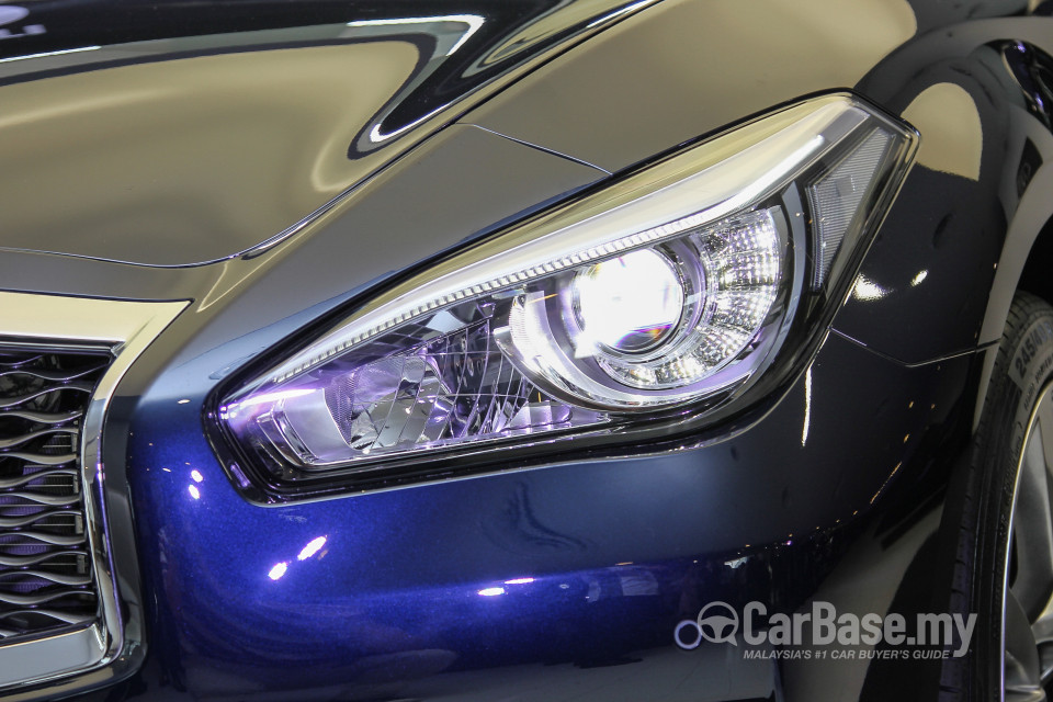 Infiniti Q70 Y51 Facelift (2015) Exterior