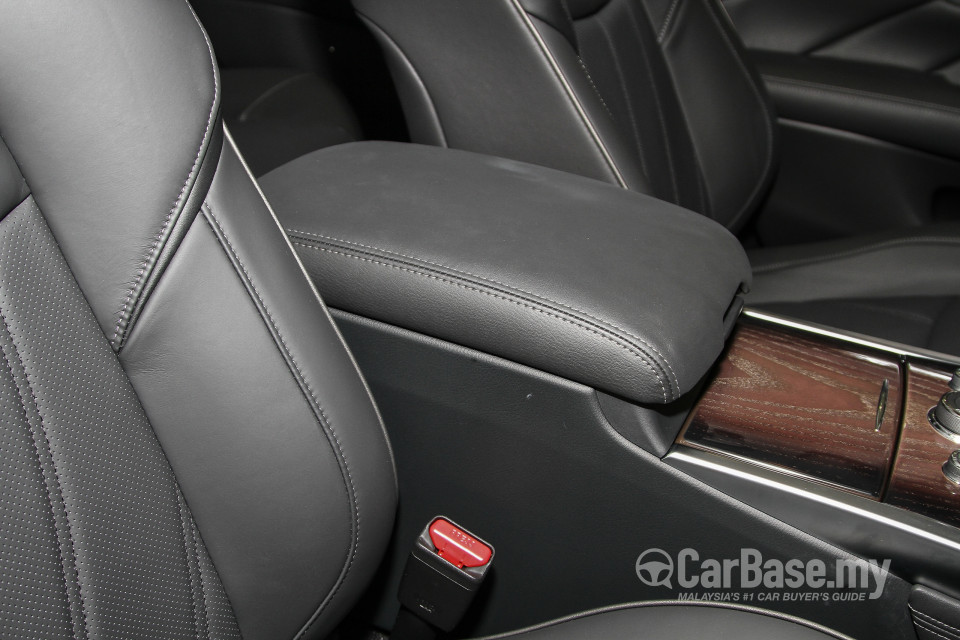 Infiniti Q70 Y51 Facelift (2015) Interior