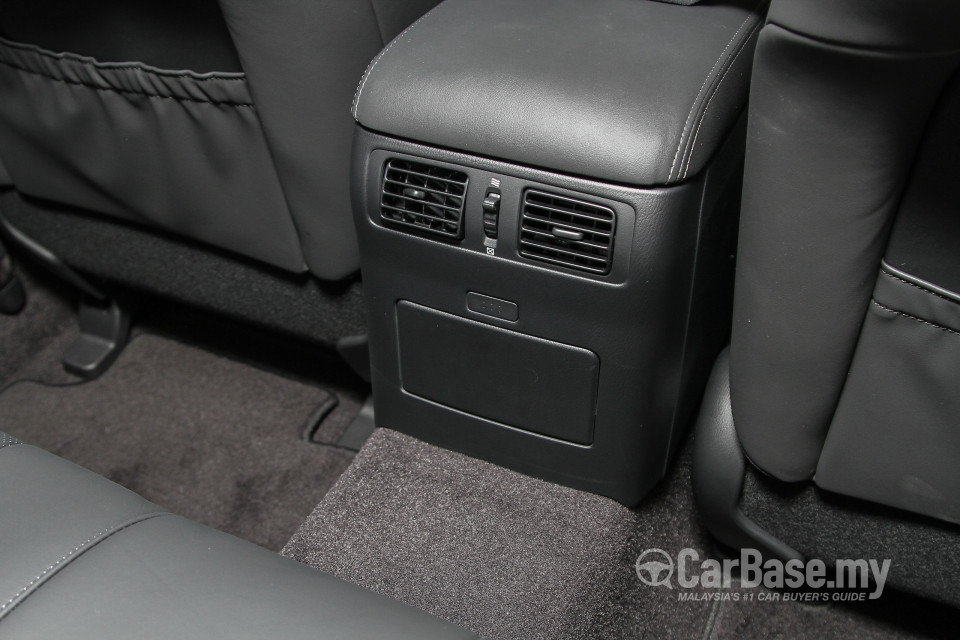 Infiniti Q70 Y51 Facelift (2015) Interior