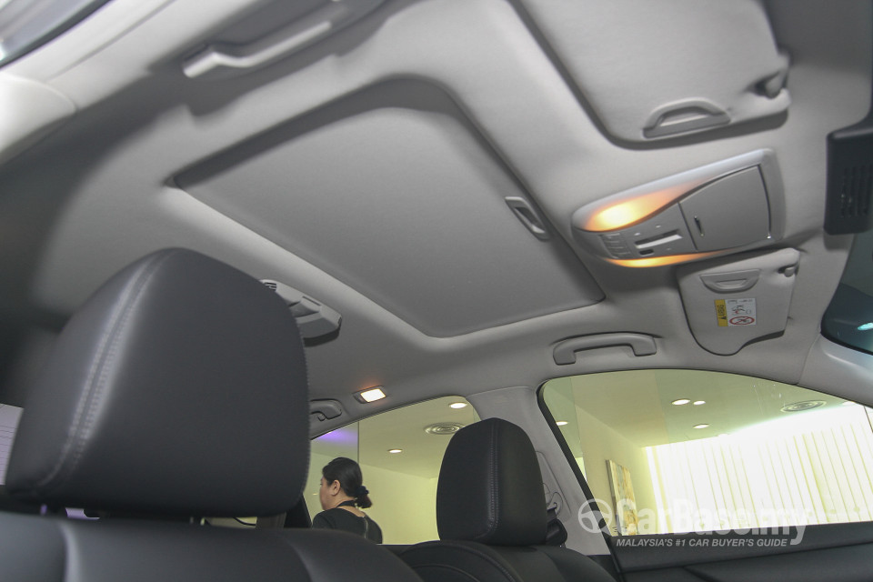 Infiniti Q70 Y51 Facelift (2015) Interior