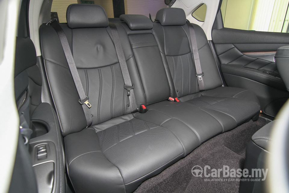 Infiniti Q70 Y51 Facelift (2015) Interior