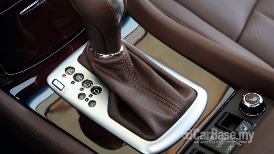 Infiniti QX50 Mk1 (2013) Interior