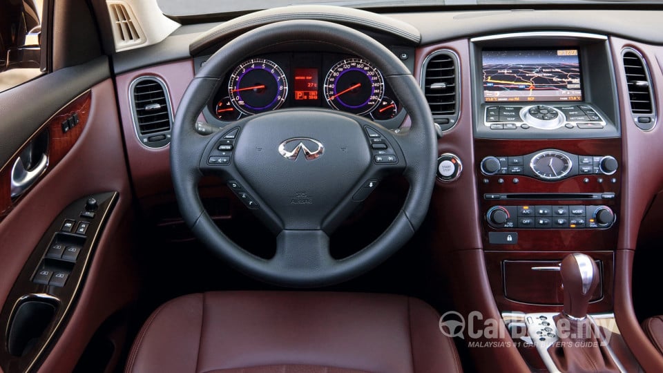 Infiniti QX50 Mk1 (2013) Interior