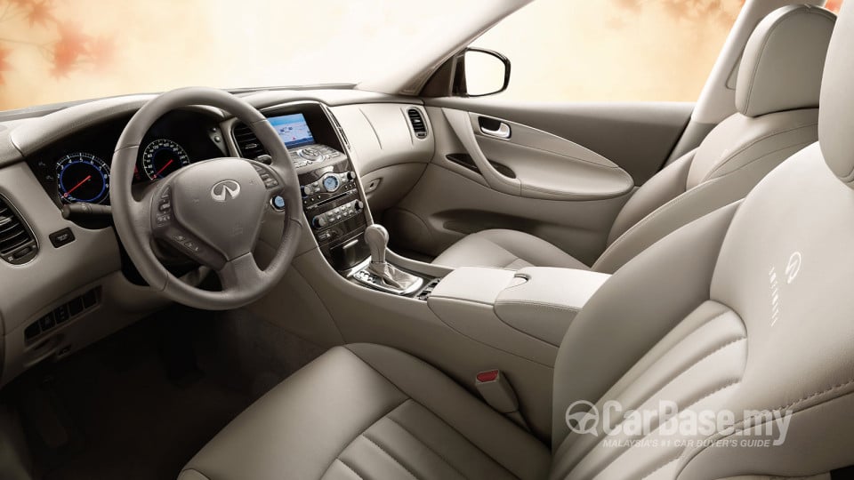 Infiniti QX50 Mk1 (2013) Interior