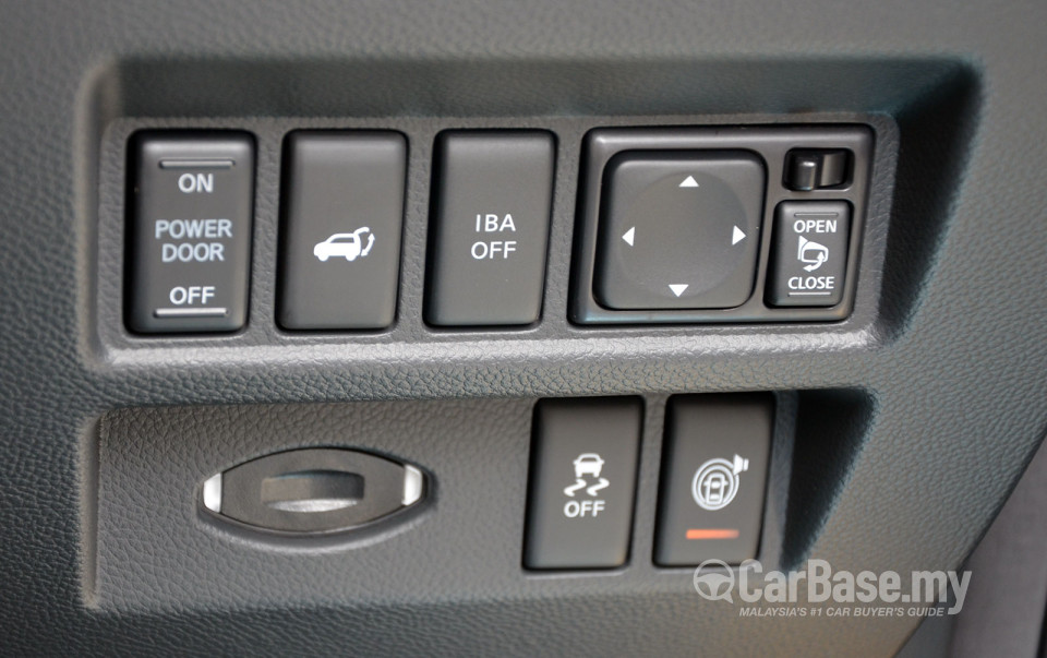 Infiniti QX70 S51 Facelift (2014) Interior