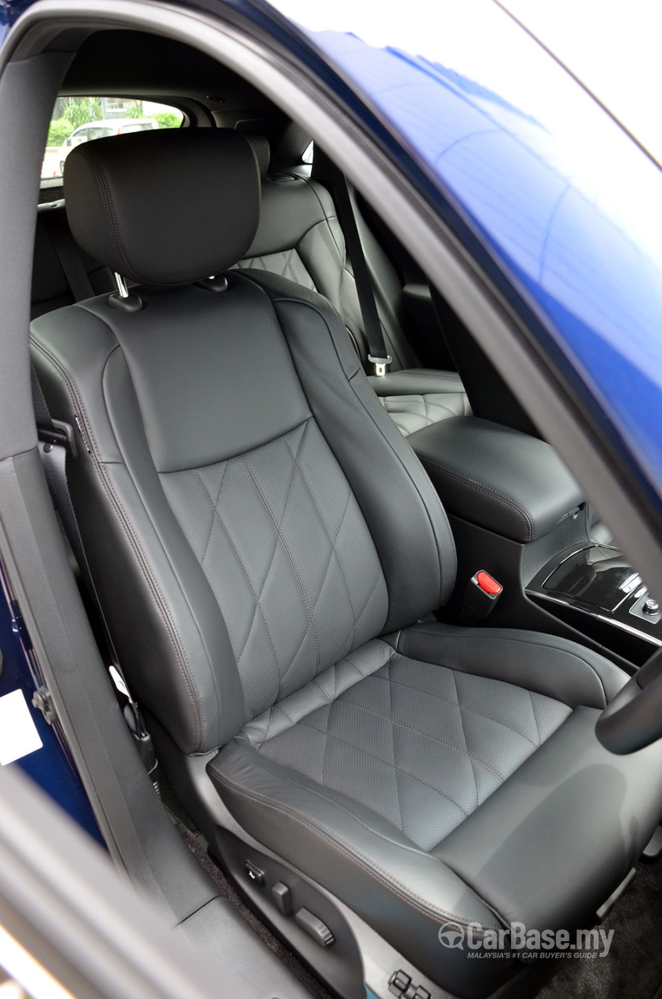 Infiniti QX70 S51 Facelift (2014) Interior